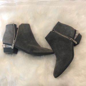 Circus by Sam Edelman ankle booties